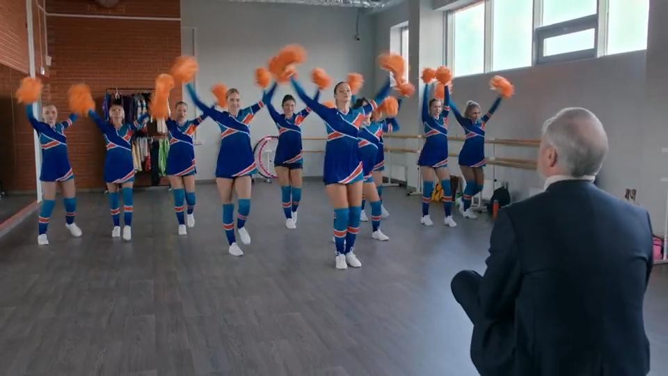 Молодёжка Новая смена 1 сезон 10 серия